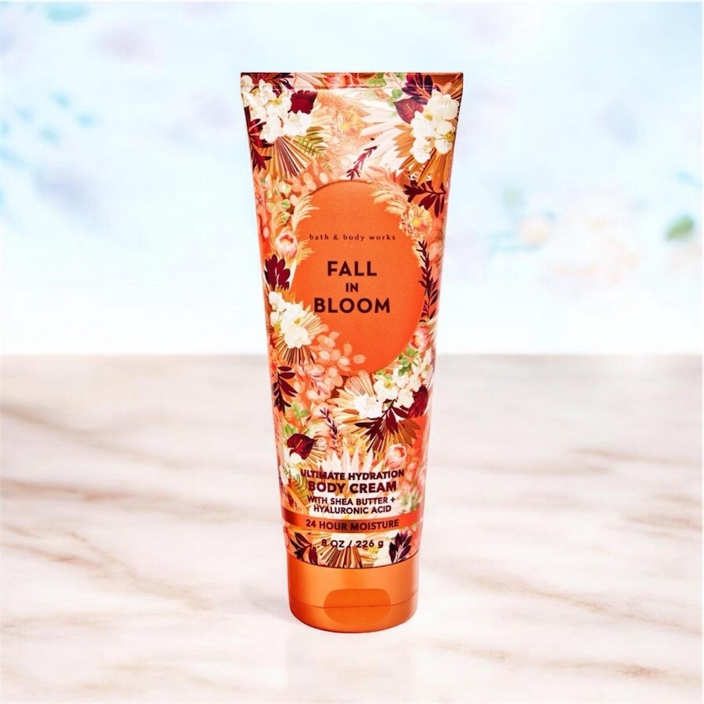 Bath & Body Works “Fall in Bloom” Ultimate Hydration Body Cream 8oz 🆕